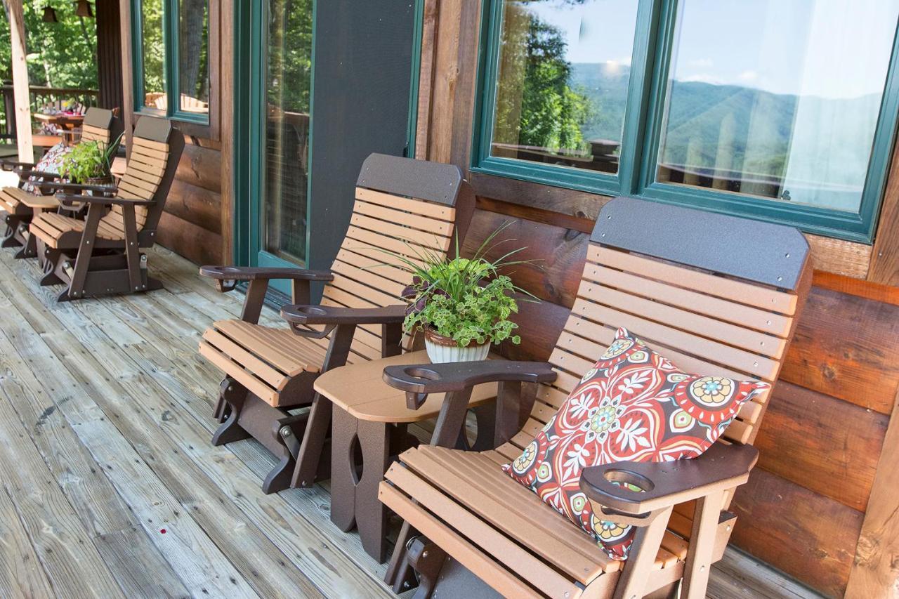 Lazy Bear Lodge Valle Crucis Экстерьер фото