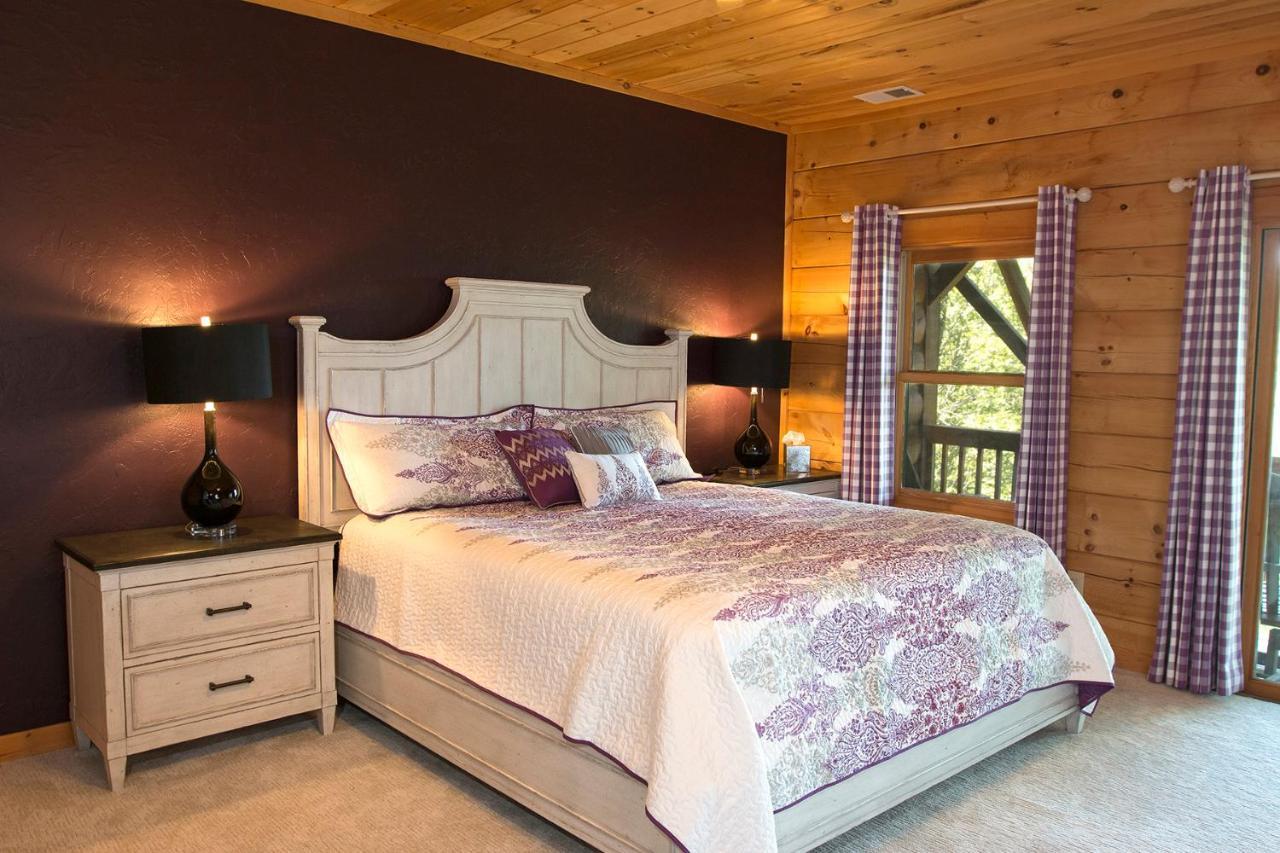 Lazy Bear Lodge Valle Crucis Экстерьер фото
