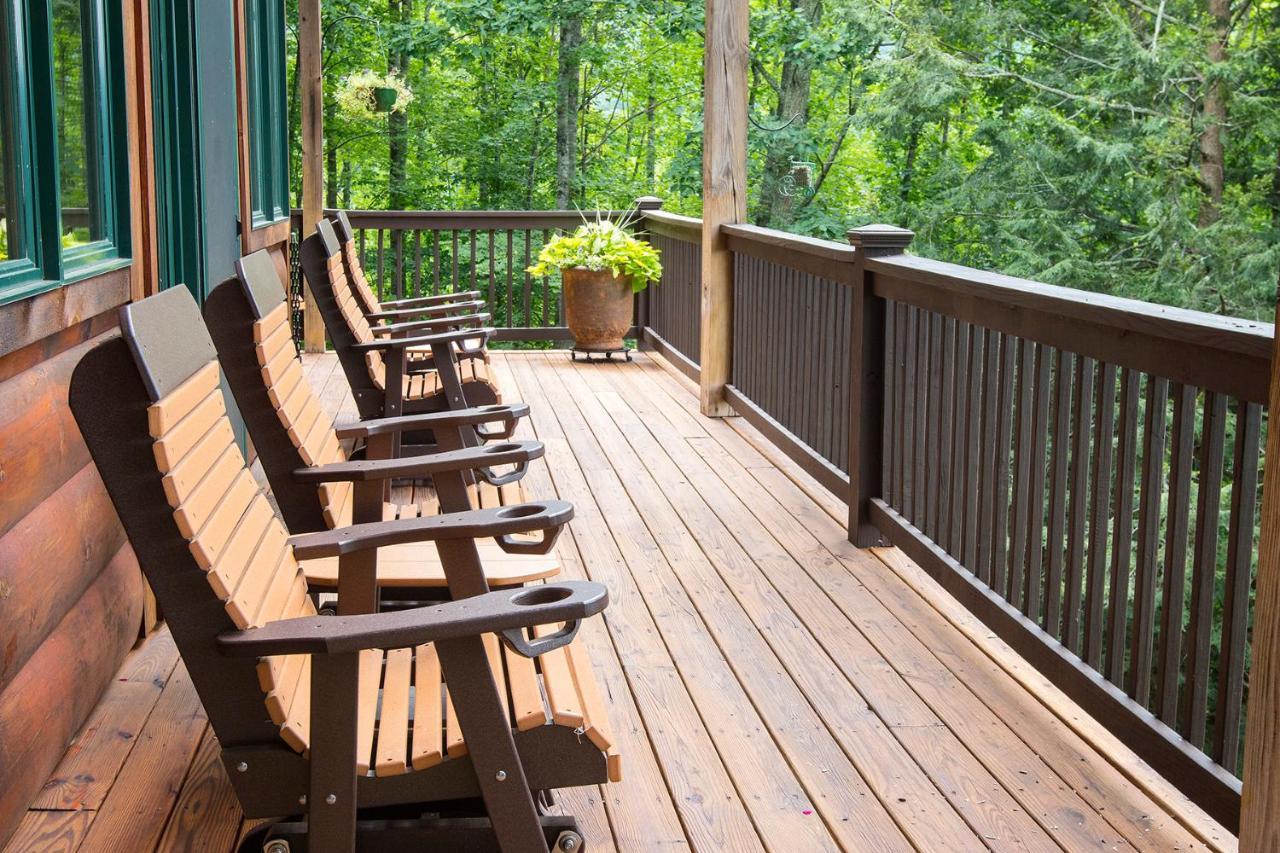 Lazy Bear Lodge Valle Crucis Экстерьер фото